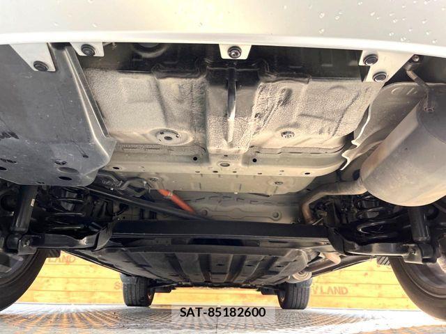 Honda VEZEL 2021-07 8210843-18