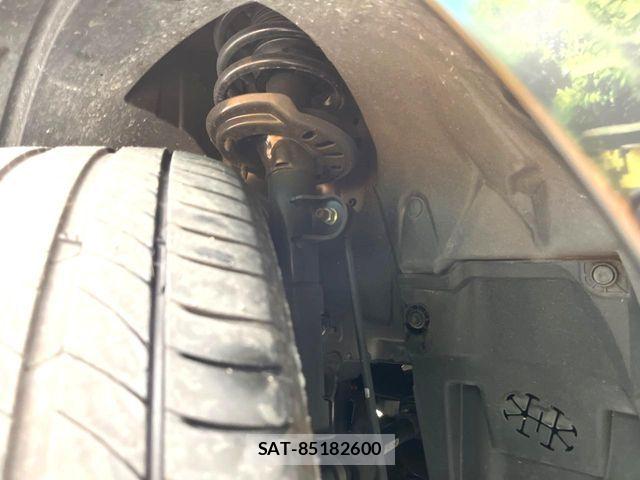Honda VEZEL 2021-07 8210843-19