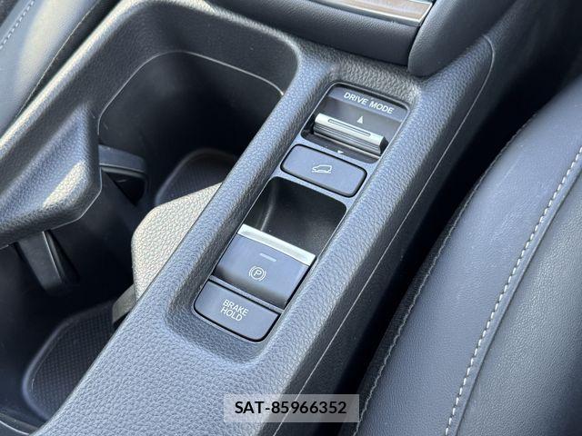 Honda VEZEL 2021-10 8210850-19