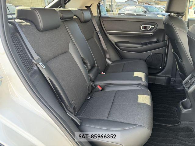 Honda VEZEL 2021-10 8210850-24