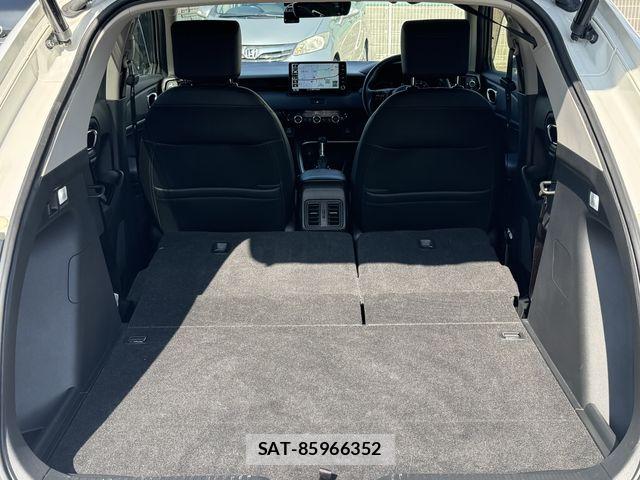 Honda VEZEL 2021-10 8210850-26