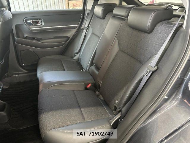 Honda VEZEL 2023-09 8210833-12
