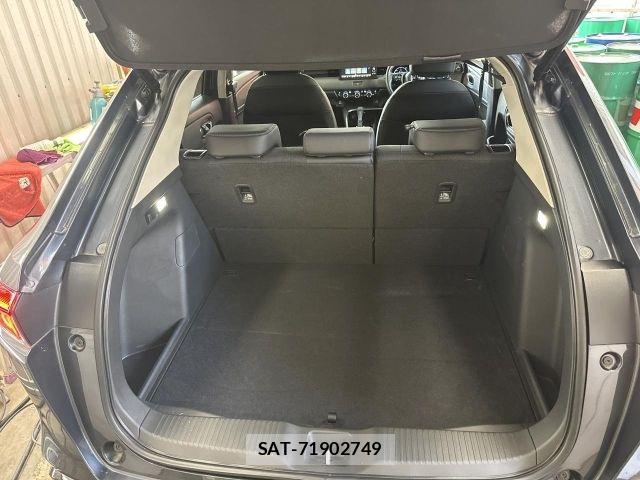 Honda VEZEL 2023-09 8210833-13