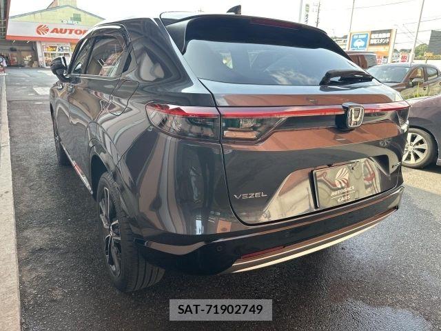 Honda VEZEL 2023-09 8210833-17