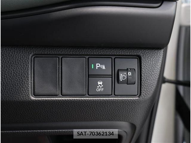 Honda VEZEL 2026-06 8210836-9