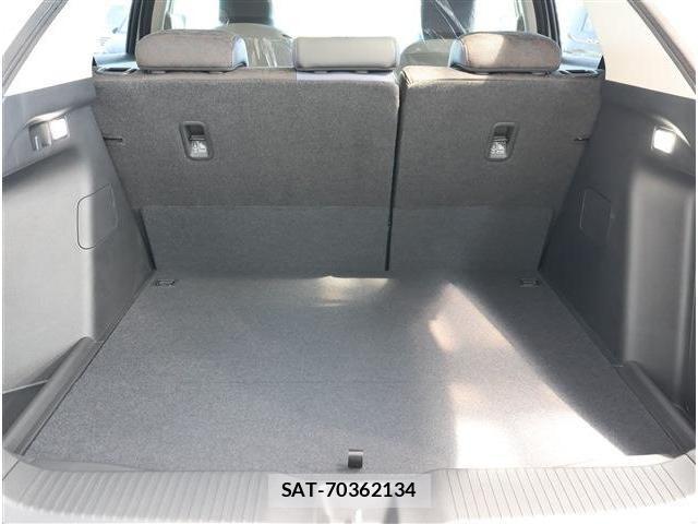 Honda VEZEL 2026-06 8210836-17