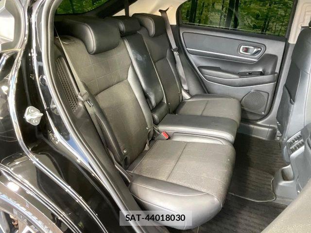 Honda VEZEL 2021-06 8210846-9