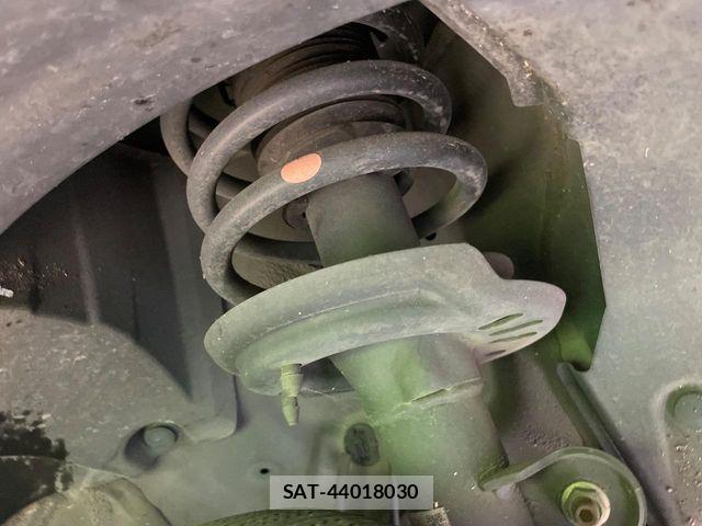 Honda VEZEL 2021-06 8210846-19