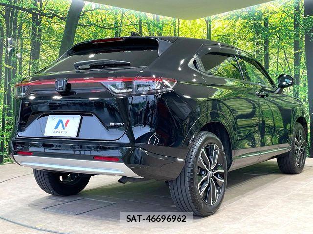 Honda VEZEL 2023-12 8210835-16