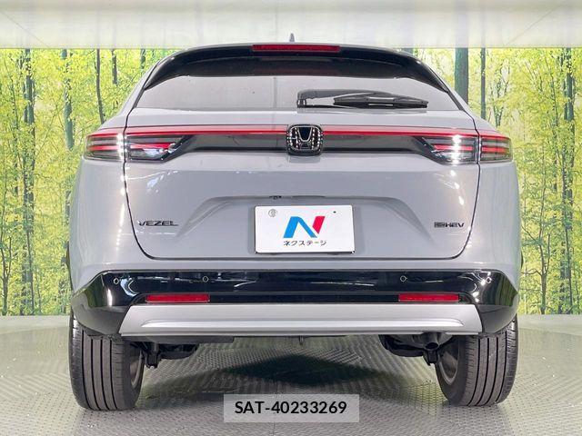 Honda VEZEL 2025-03 8210826-14