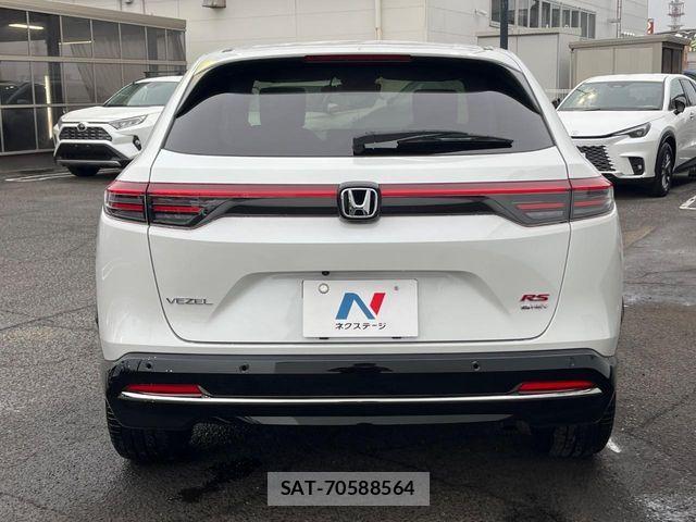 Honda VEZEL 2026-02 8210824-14