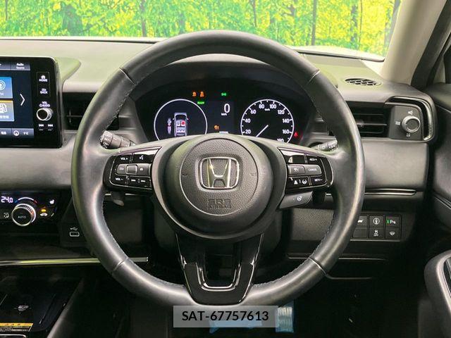 Honda VEZEL 2021-04 8210841-10