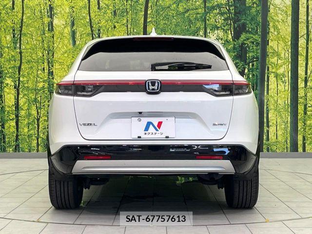Honda VEZEL 2021-04 8210841-14