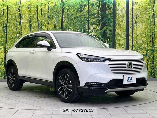 Honda VEZEL 2021-04 8210841-15