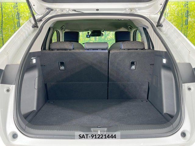 Honda VEZEL 2025-06 8210831-9