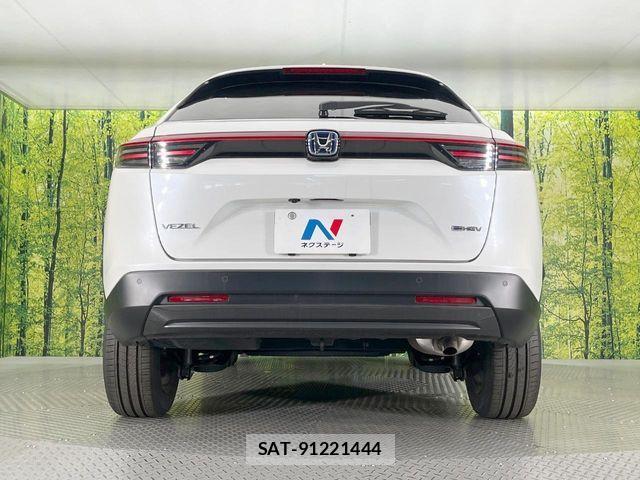 Honda VEZEL 2025-06 8210831-14