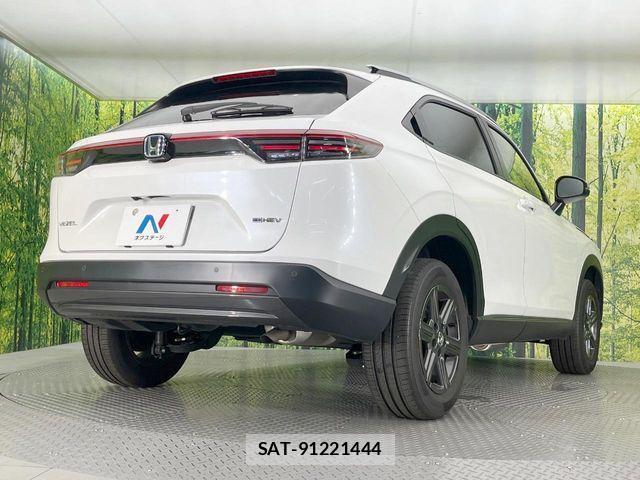 Honda VEZEL 2025-06 8210831-16