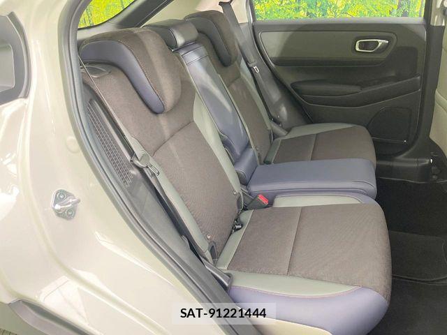 Honda VEZEL 2025-06 8210831-8