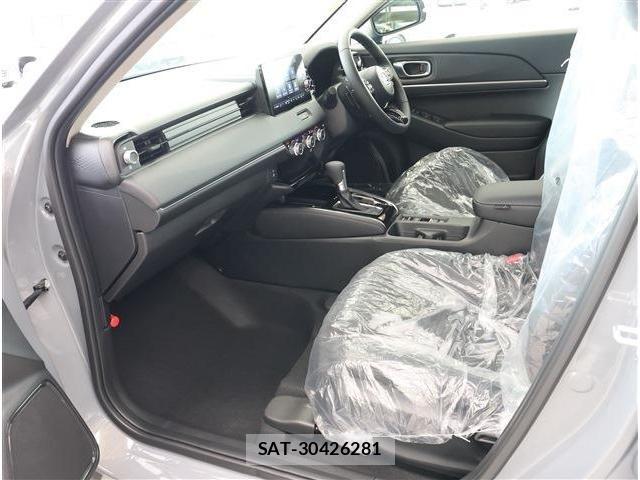 Honda VEZEL 2026-04 8210828-17