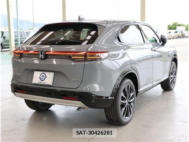 Honda VEZEL 2026-04 8210828-7