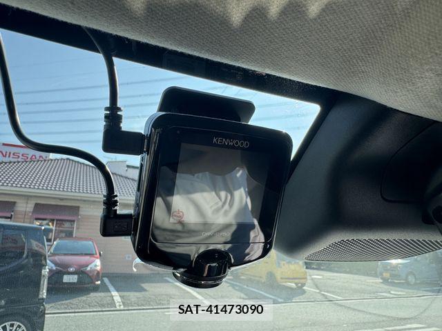 Honda VEZEL 2021-04 8210844-20
