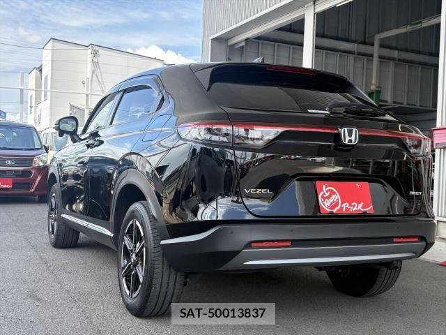 Honda VEZEL 2023-10 8232262-10