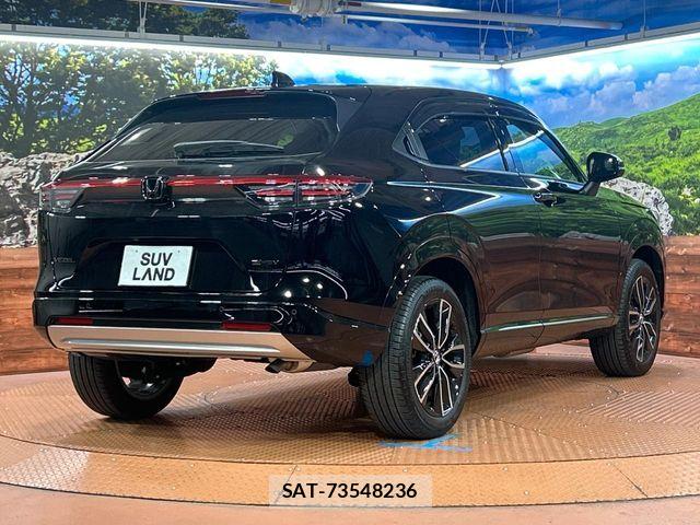 Honda VEZEL 2025-03 8232255-16