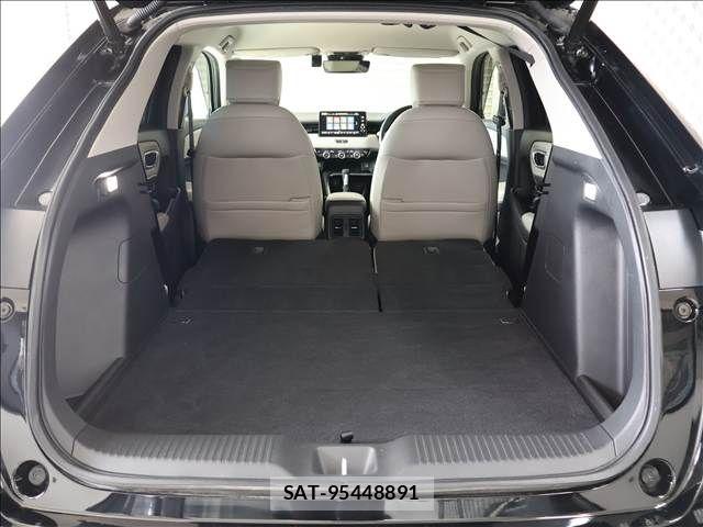 Honda VEZEL 2023-07 8232259-18