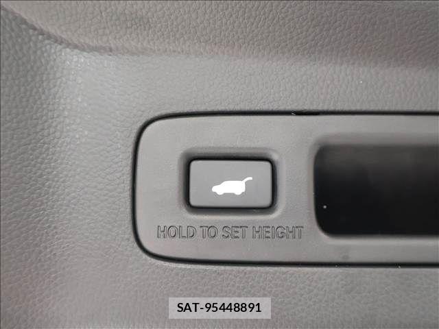Honda VEZEL 2023-07 8232259-19