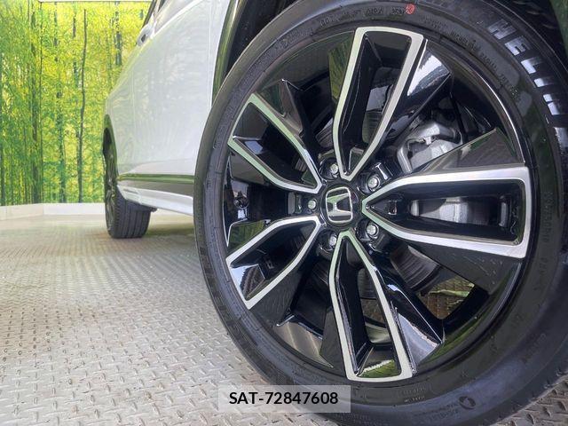 Honda VEZEL 2021-09 8232261-13