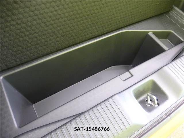 Honda VEZEL 2022-12 8232266-28