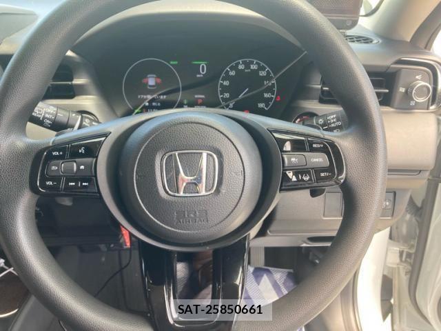 Honda VEZEL 2021-07 8232268-16