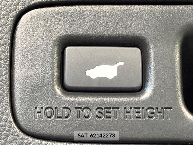 Honda VEZEL 2024-03 8247039-5