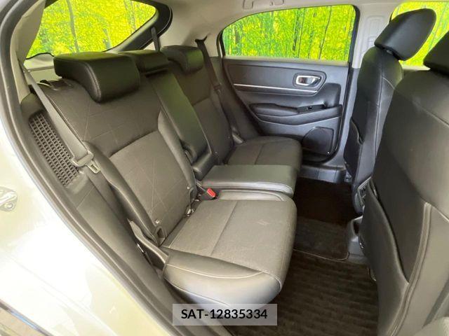 Honda VEZEL 2021-10 8247055-9