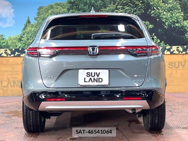 Honda VEZEL 2024-08 8247037-14