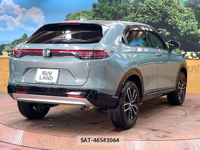 Honda VEZEL 2024-08 8247037-16