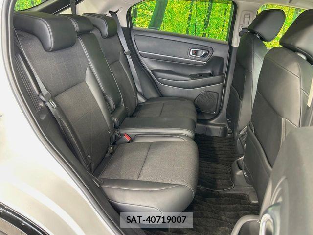 Honda VEZEL 2021-06 8247051-8