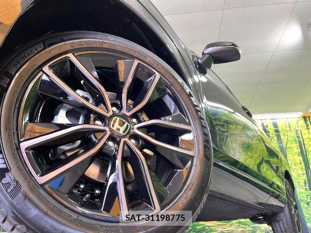 Honda VEZEL 2026-06 8247032-12