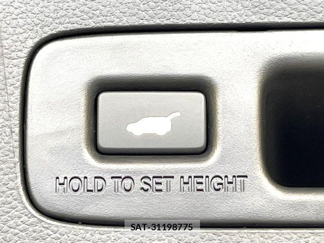 Honda VEZEL 2026-06 8247032-4