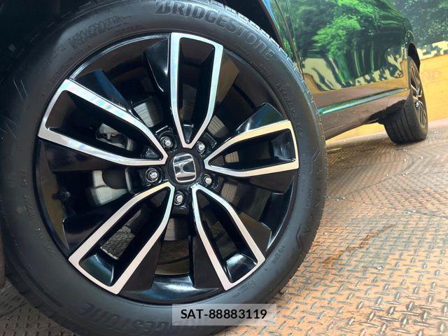 Honda VEZEL 2024-08 8247036-12