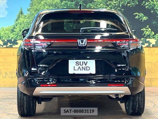 Honda VEZEL 2024-08 8247036-14