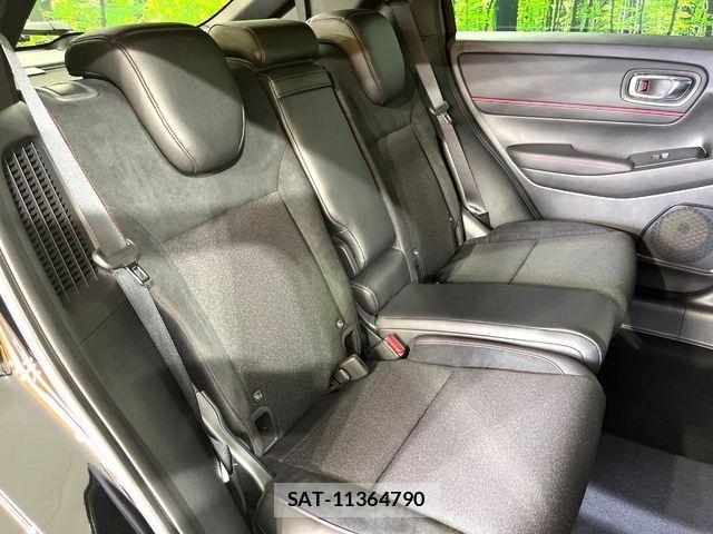 Honda VEZEL 2026-06 8247034-10