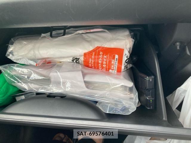 Honda VEZEL 2021-10 8247054-20