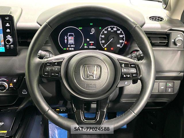 Honda VEZEL 2024-04 8247038-10
