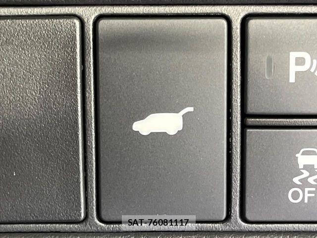 Honda VEZEL 2025-11 8247035-6