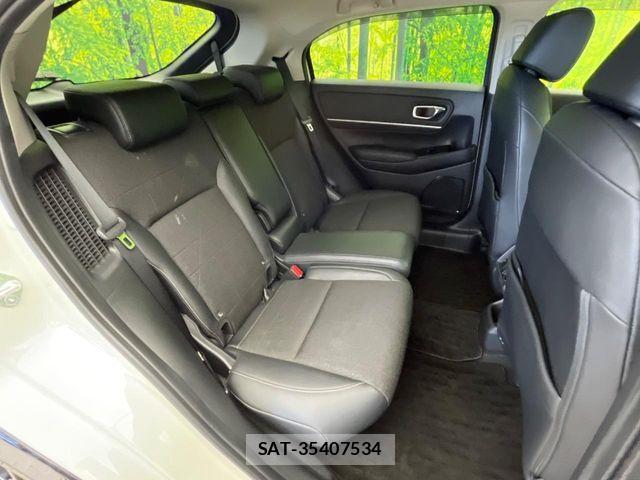 Honda VEZEL 2021-10 8247053-9
