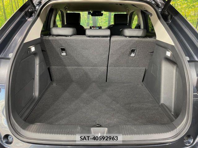 Honda VEZEL 2021-06 8247050-9