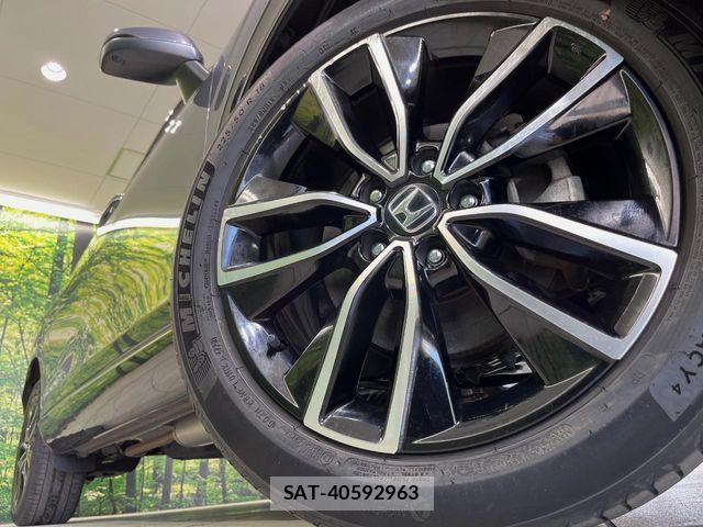 Honda VEZEL 2021-06 8247050-12