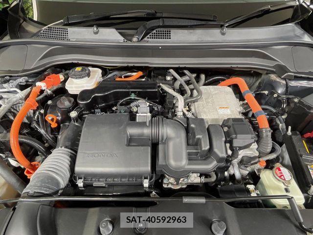 Honda VEZEL 2021-06 8247050-17