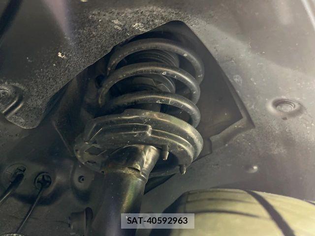 Honda VEZEL 2021-06 8247050-19